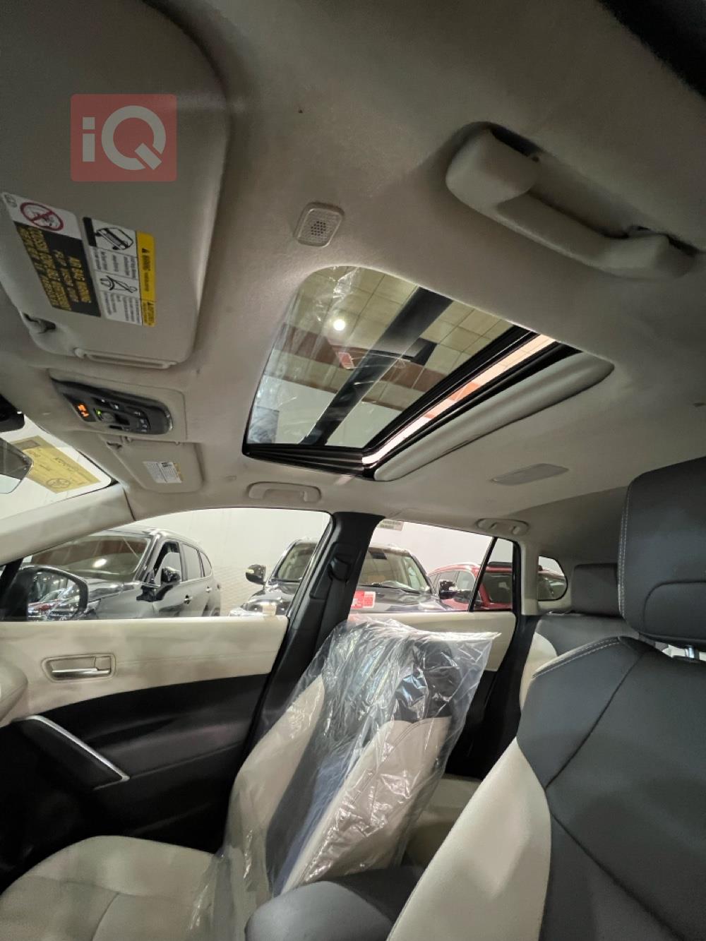 تۆیۆتا کۆرۆلا کرۆس